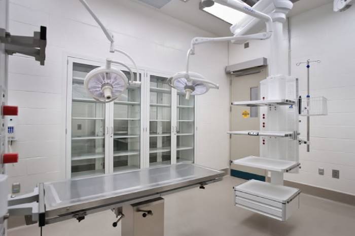 Tulane University Medical Center – Research Laboratory           Regional Biocontainment Laboratory Covington, LA